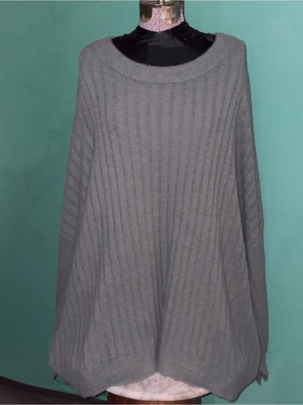 Aerie Super Soft Gray Knit Oversized Poncho Tunic Sweater XXL